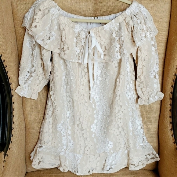 BRIDAL COLLECTION CREAM FLORAL - Picture 1 of 5
